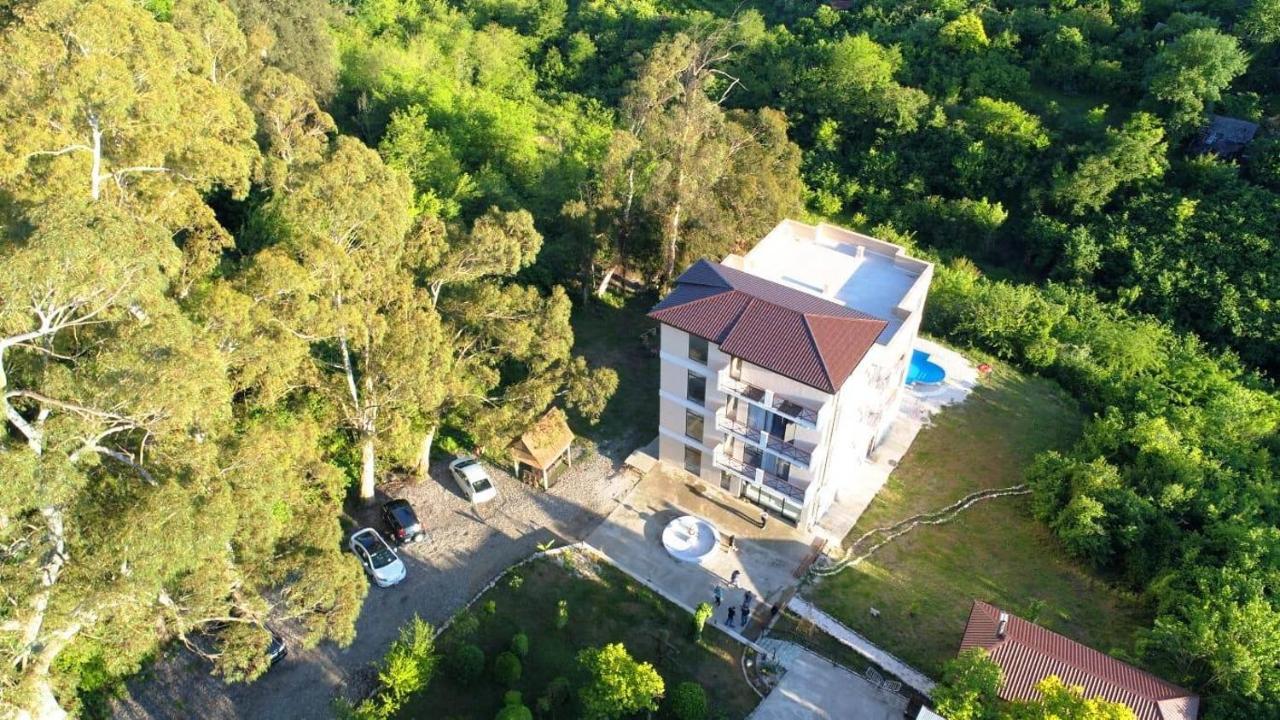 Vita Gardenia Hotel Tskaltubo Exterior foto